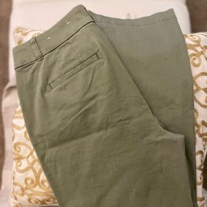 LOFT High Rise Slim Wide Leg Crop Petite Green